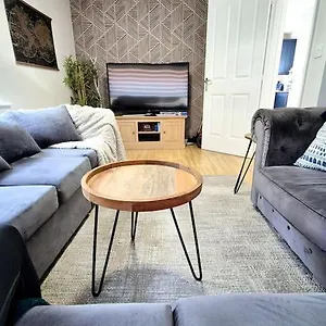 From 3 Bed,2 Bath House With Garden&parking Near Centre&tram Stop Holiday home Sheffield